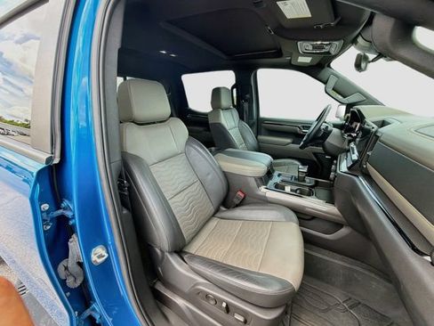 Used 2024 Chevrolet Silverado 1500 ZR2 w/ Technology Package AWD/4WD image 13