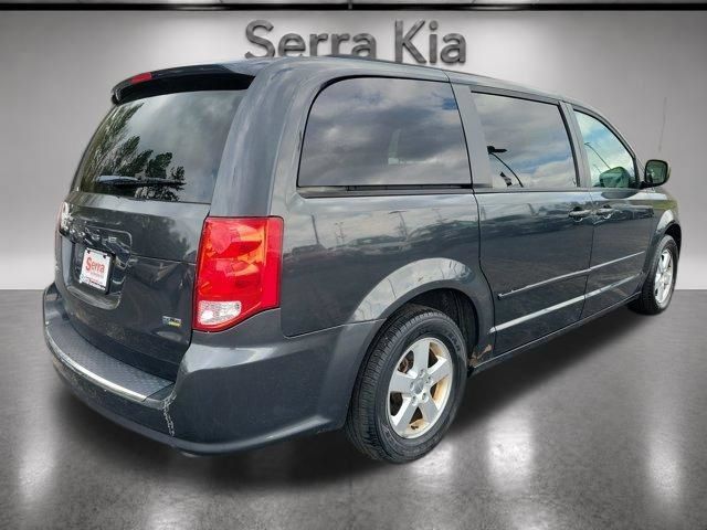 Used 2012 Dodge Grand Caravan SXT FWD image 3