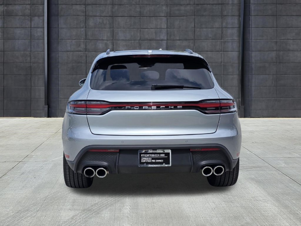 Certified 2026 Porsche Macan AWD/4WD image 10
