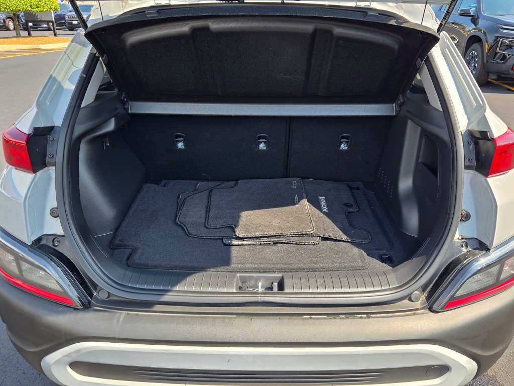 Used 2023 Hyundai Kona SEL w/ Cargo Package AWD/4WD image 13
