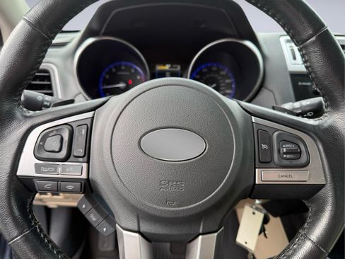 Used 2016 Subaru Outback 2.5i Premium AWD/4WD image 32