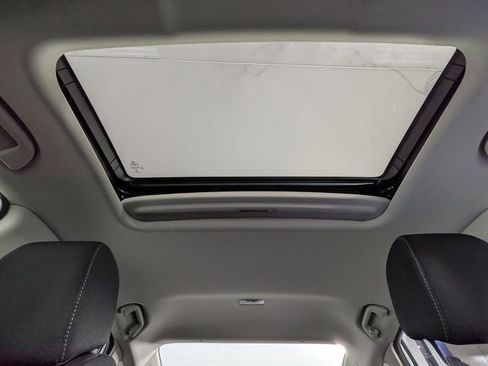 Used 2019 Honda Civic EX image 5