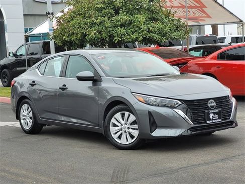 Used 2024 Nissan Sentra S image 2