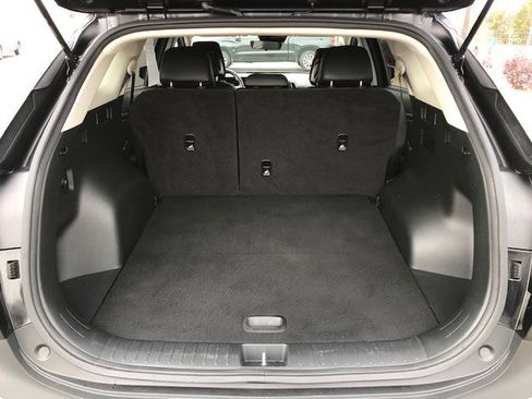 Used 2023 Kia Sportage EX image 9