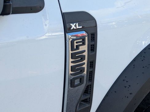 New 2026 Ford F550 4x4 Supercab Super Duty image 23
