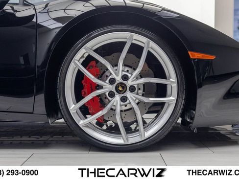 Used 2016 Lamborghini Huracan LP 580-2 RWD image 36