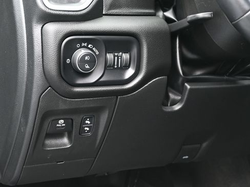 Used 2023 RAM 1500 Laramie AWD/4WD image 23