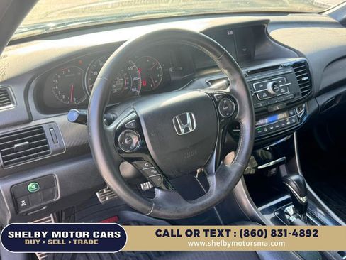 Used 2016 Honda Accord Sport image 9