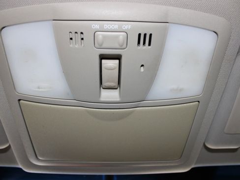 Used 2015 INFINITI Q60 Journey w/ Premium Package image 23