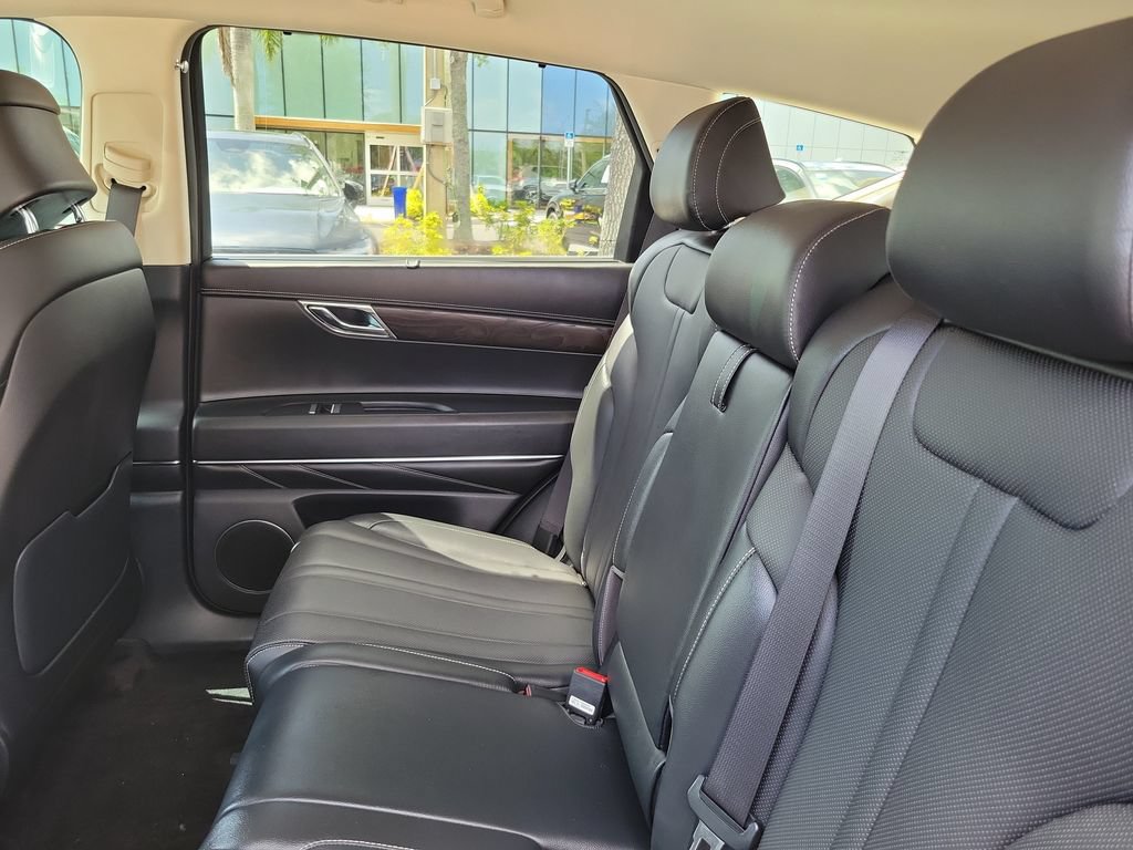 Used 2021 Genesis GV80 2.5T AWD/4WD image 12