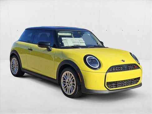 Used 2025 MINI Cooper S image 7