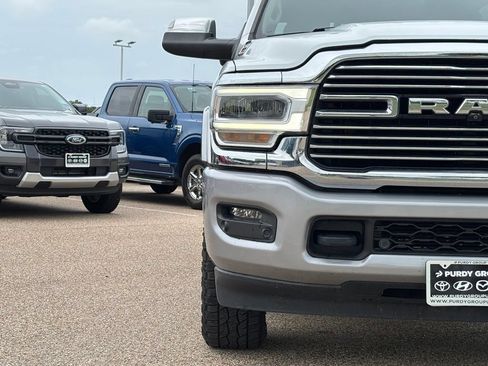 Used 2022 RAM 2500 Laramie AWD/4WD image 4