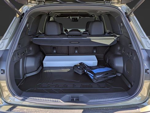 Certified 2026 Subaru Forester Touring AWD/4WD image 12