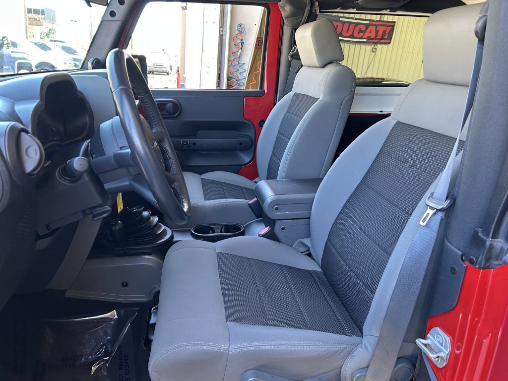 Used 2008 Jeep Wrangler X AWD/4WD image 7