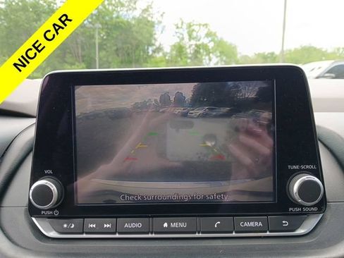 Used 2023 Nissan Rogue SV AWD/4WD image 15