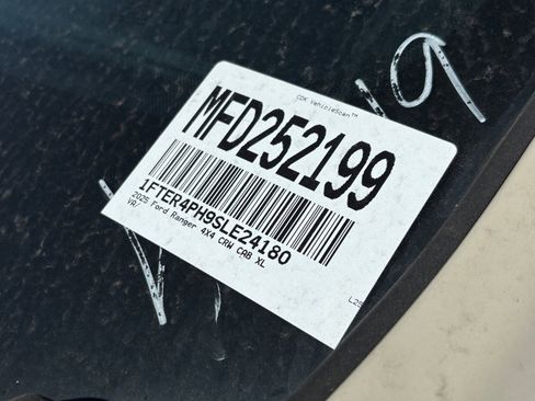 New 2025 Ford Ranger XL image 24