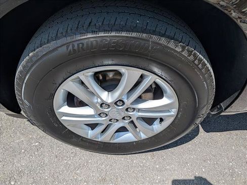 Used 2018 Buick Enclave Essence w/ Trailering Package FWD image 9