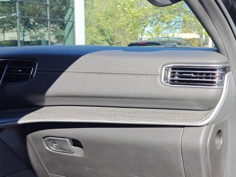 Used 2024 Jeep Wagoneer L Series III w/ Flexible Seating Group image 29