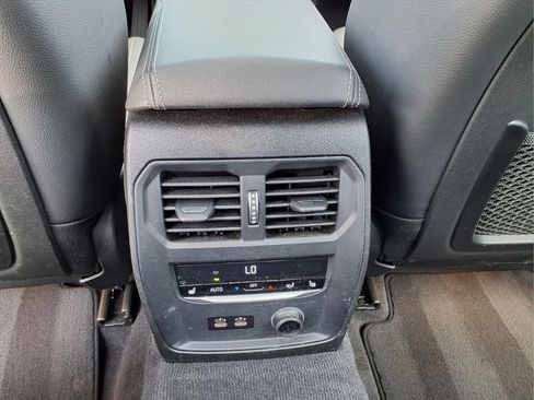 Used 2020 BMW 330i xDrive Sedan w/ Premium Package AWD/4WD image 15
