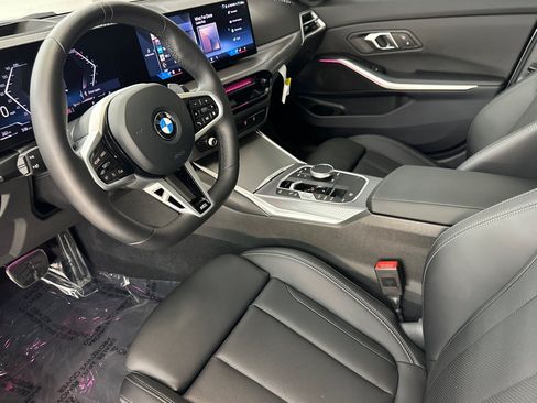 Used 2026 BMW 330i Sedan w/ M Sport Package RWD image 4