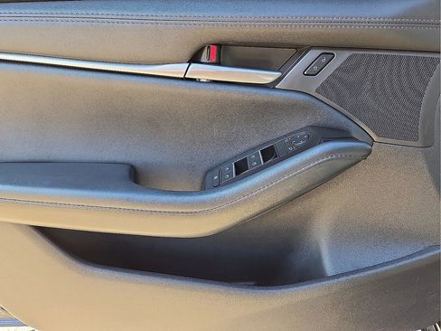 New 2025 MAZDA MAZDA3 s image 20