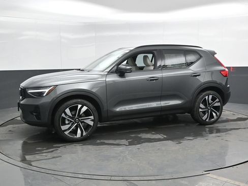 New 2026 Volvo XC40 B5 Ultra w/ Climate Package AWD/4WD image 6