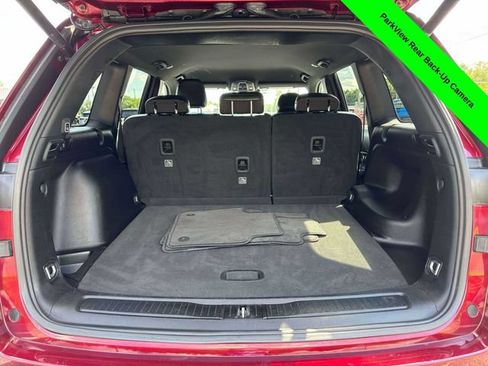 Used 2024 Jeep Grand Cherokee Altitude AWD/4WD image 36