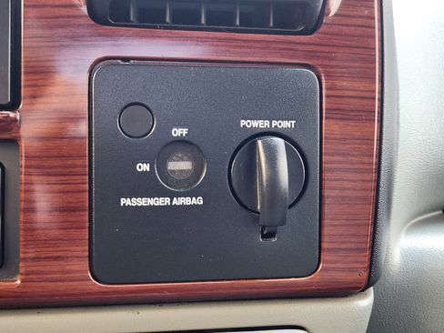 Used 2006 Ford F350 4x4 SuperCab DRW Super Duty image 26