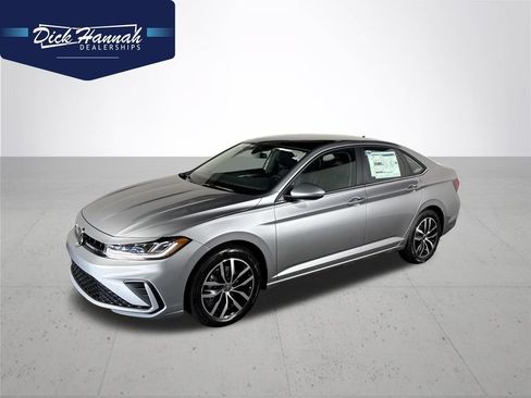 New 2026 Volkswagen Jetta SE FWD image 1