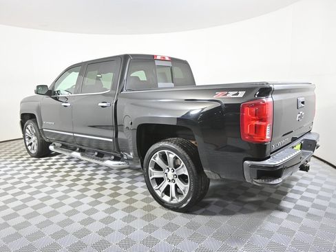 Used 2017 Chevrolet Silverado 1500 LTZ Z71 w/ LTZ Plus Package image 4