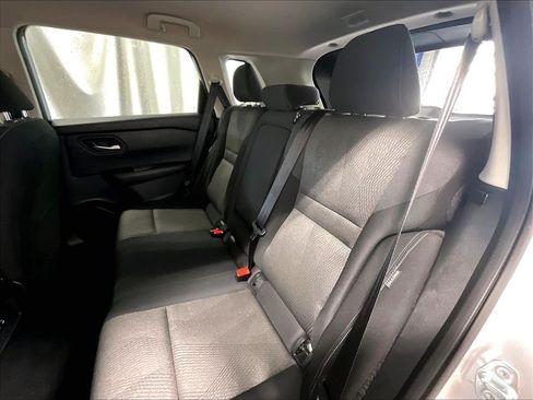 Used 2025 Nissan Rogue SV AWD/4WD image 15
