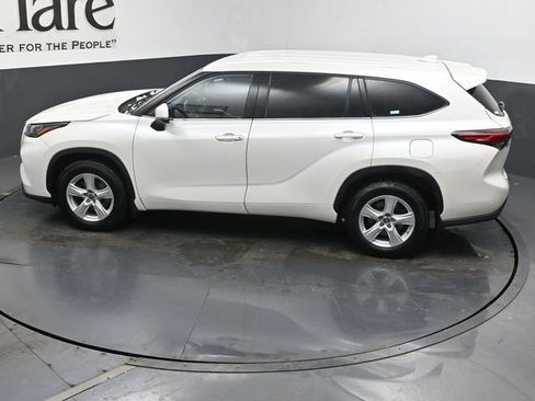 Used 2020 Toyota Highlander L image 49