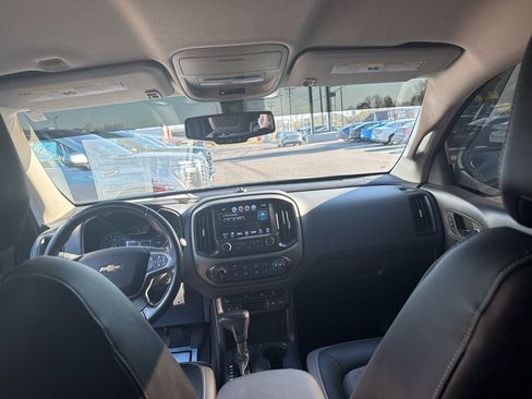 Used 2016 Chevrolet Colorado Z71 image 12