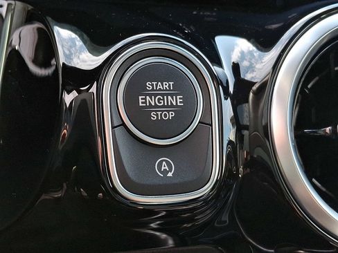 Used 2026 Mercedes-Benz GLA 250 4MATIC image 19