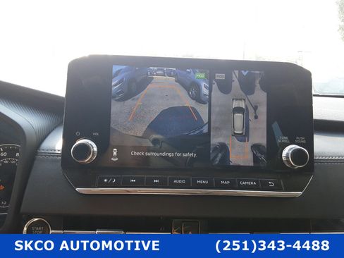 Used 2023 Mitsubishi Outlander SE Black Edition image 17