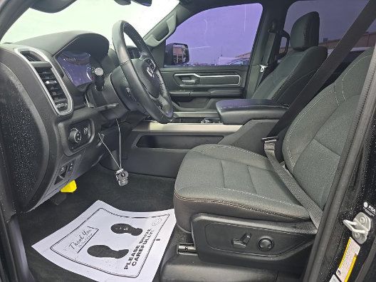 Used 2023 RAM 1500 Big Horn AWD/4WD image 7