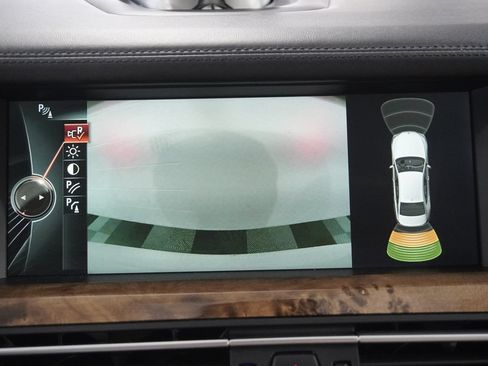 Used 2013 BMW 740Li xDrive w/ Executive Pkg AWD/4WD image 23