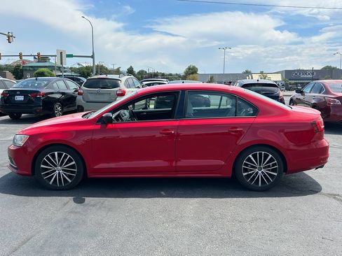 Used 2015 Volkswagen Jetta Sport FWD image 8