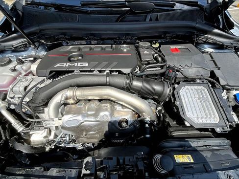 New 2026 Mercedes-Benz GLA 35 AMG 4MATIC image 11