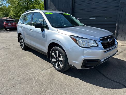 Used 2017 Subaru Forester 2.5i w/ Alloy Wheel Package AWD/4WD image 1