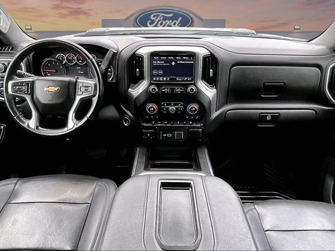Used 2022 Chevrolet Silverado 3500 LTZ w/ LTZ Plus Package AWD/4WD image 16