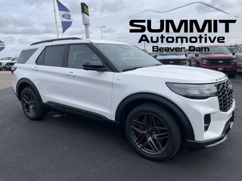 New 2026 Ford Explorer ST-Line w/ ST-Line Street Pack image 1