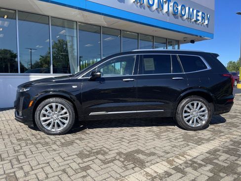 Used 2024 Cadillac XT6 Premium Luxury w/ LPO, Floor Liner Package AWD/4WD image 2