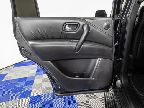 Used 2022 Nissan Armada SL w/ Midnight Edition Package RWD image 16