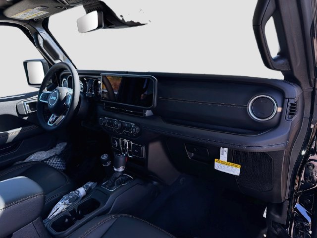 New 2027 Jeep Wrangler Unlimited Sahara AWD/4WD image 28