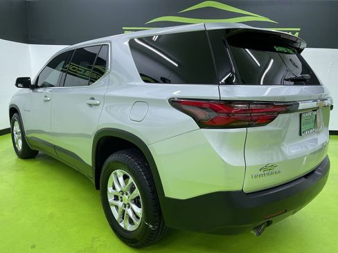 Used 2022 Chevrolet Traverse LS image 7