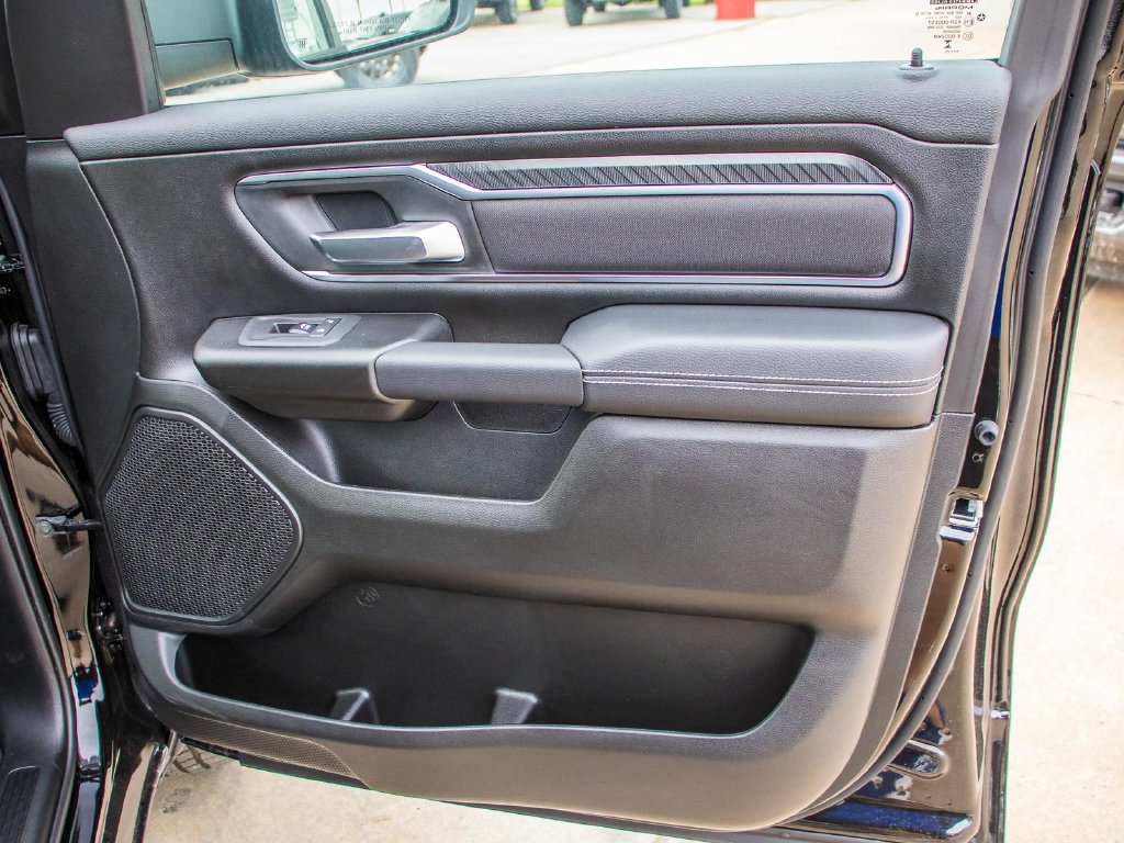 Used 2025 RAM 1500 Big Horn AWD/4WD image 19