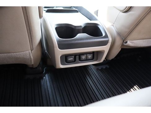 Used 2018 Honda Odyssey Elite image 29