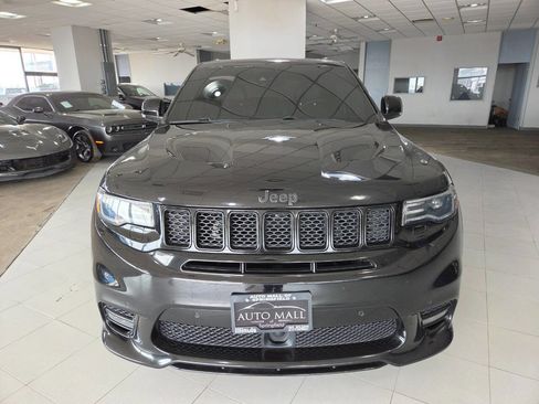 Used 2017 Jeep Grand Cherokee SRT image 3
