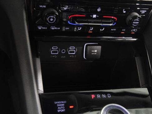 Used 2023 Jeep Grand Cherokee L Limited AWD/4WD image 17